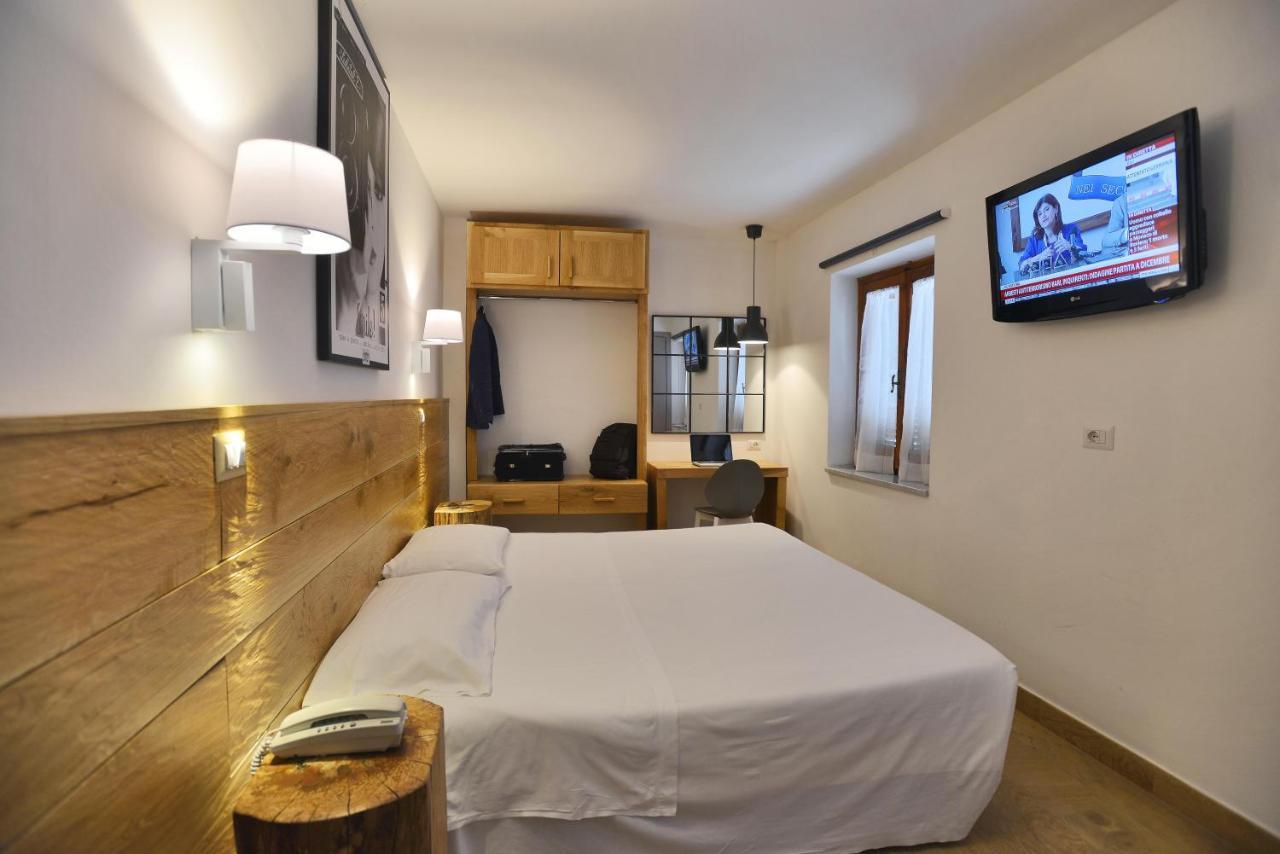 נורצ'יה Albergo Les Dependances מראה חיצוני תמונה